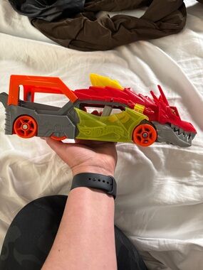 Hot Wheels Dragon Racer Toy Car - Red, Orange, Yellow, Gray